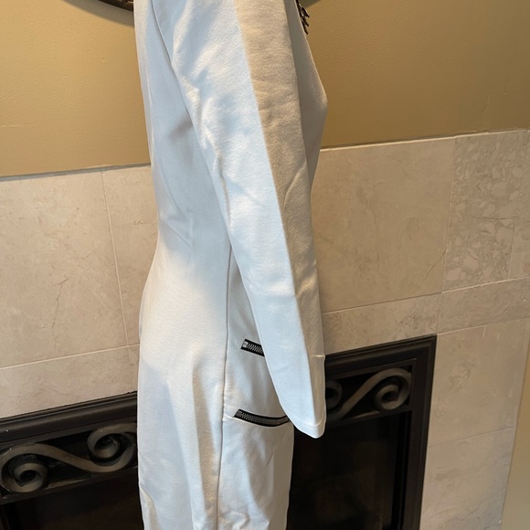 Express Women’s White Zipper Dress SZ XS - Picture 5 of 6
